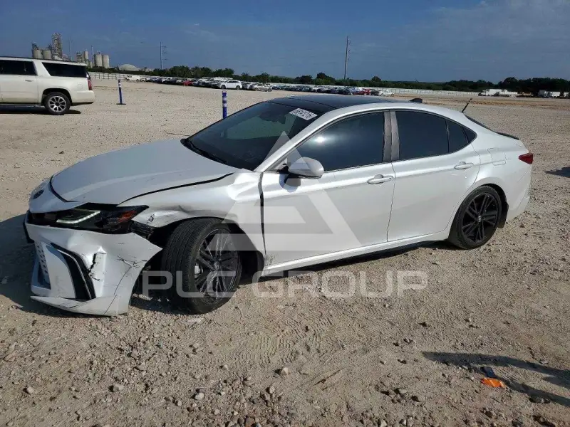 2025 Toyota CAMRY фото