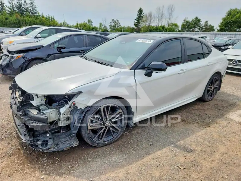 2025 Toyota CAMRY photo