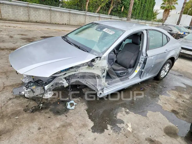 2025 Toyota CAMRY photo