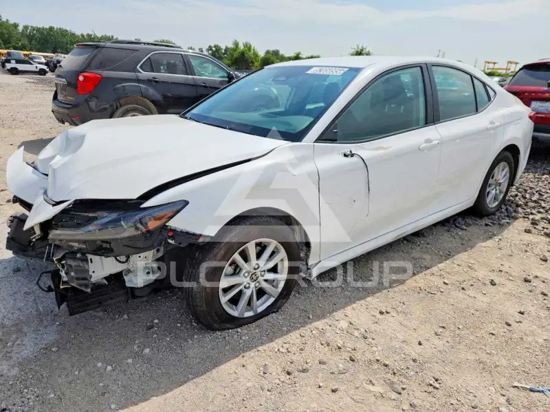 2025 Toyota CAMRY фото