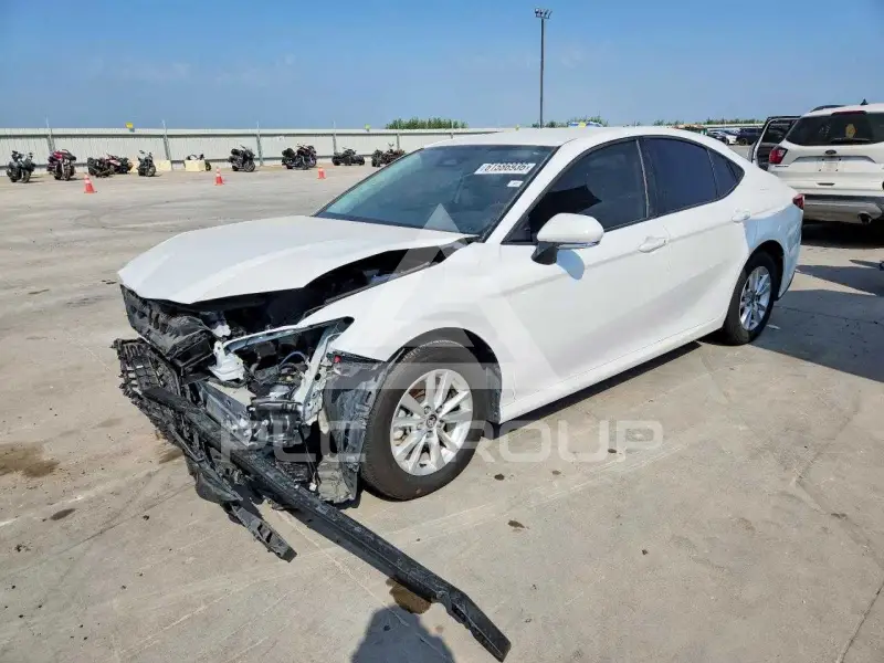 2025 Toyota CAMRY фото