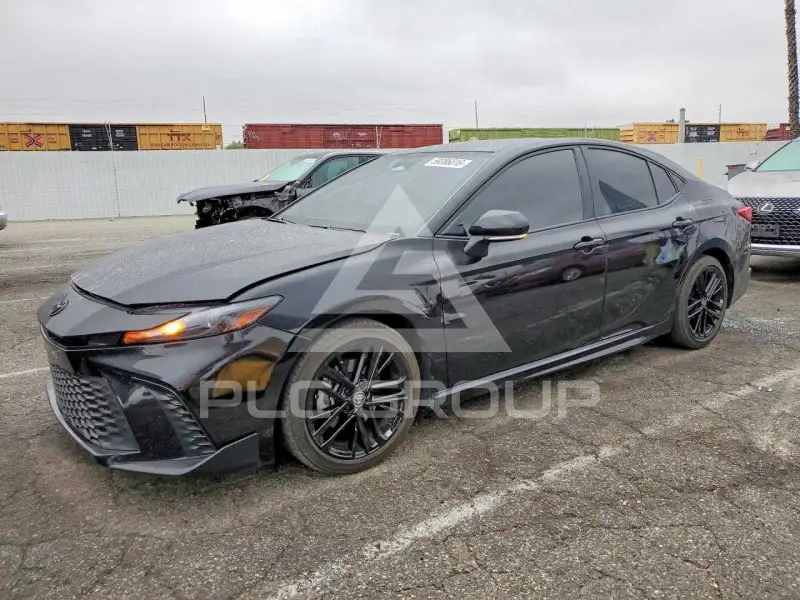 2025 Toyota CAMRY фото