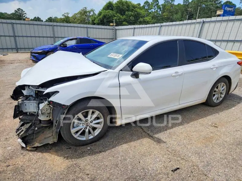 2025 Toyota CAMRY фото