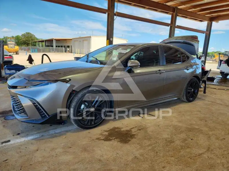 2025 Toyota CAMRY фото