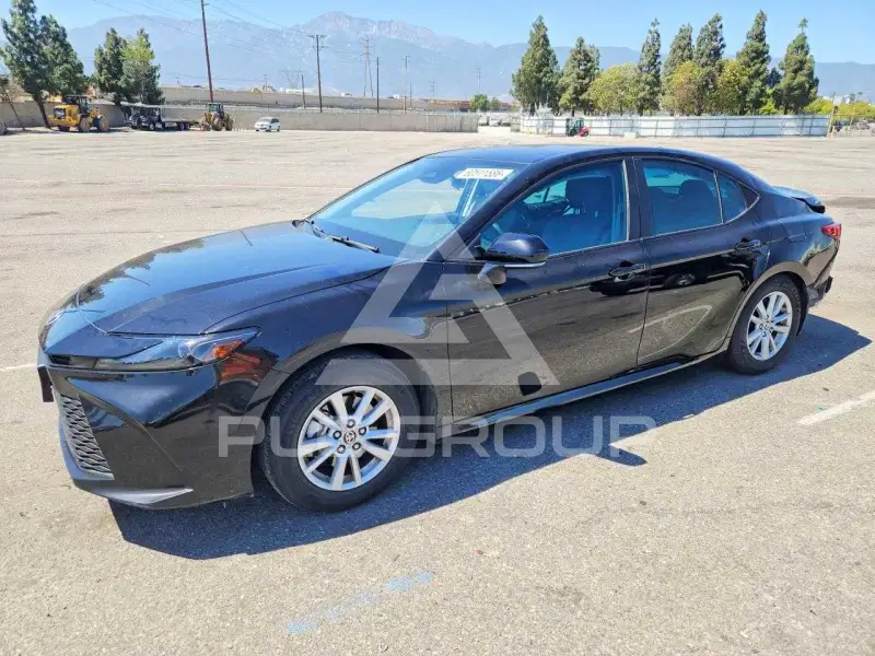 2025 Toyota CAMRY photo