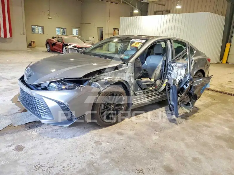 2025 Toyota CAMRY фото