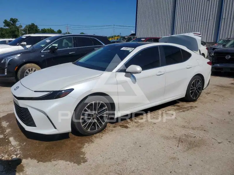 2025 Toyota CAMRY фото