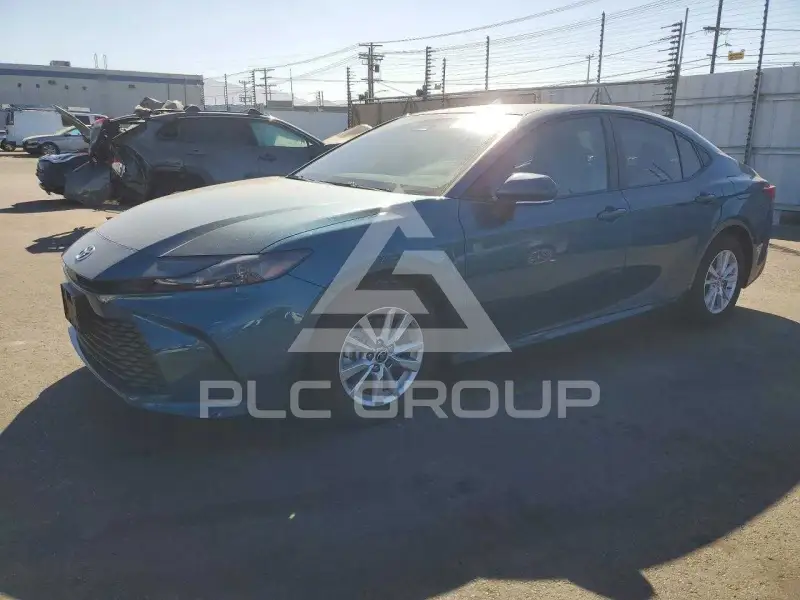 2025 Toyota CAMRY фото