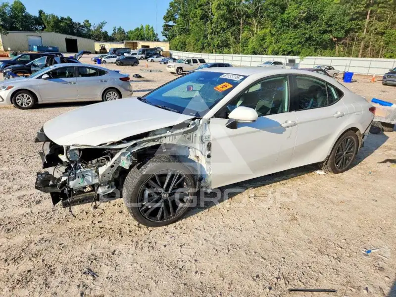 2025 Toyota CAMRY фото
