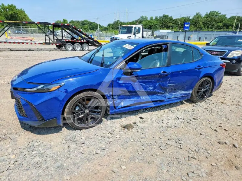2025 Toyota CAMRY фото