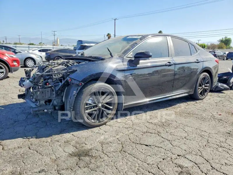 2025 Toyota CAMRY фото