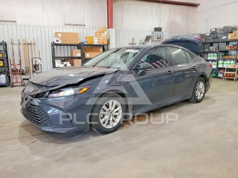 2025 Toyota CAMRY фото