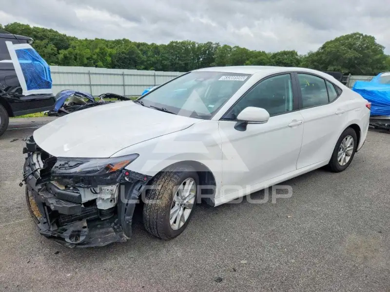 2025 Toyota CAMRY photo