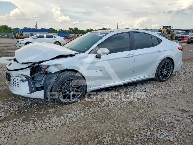 2025 Toyota CAMRY фото