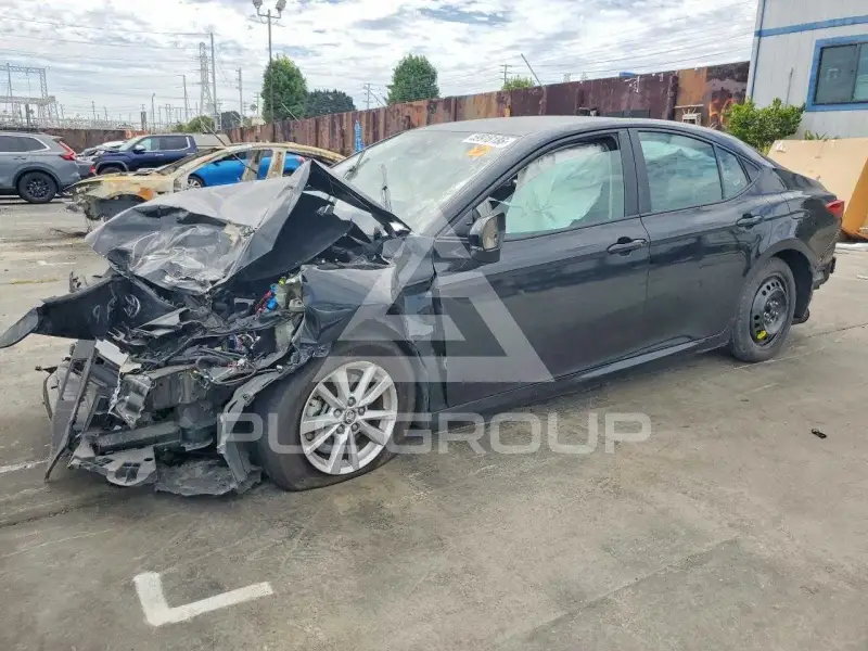 2025 Toyota CAMRY фото