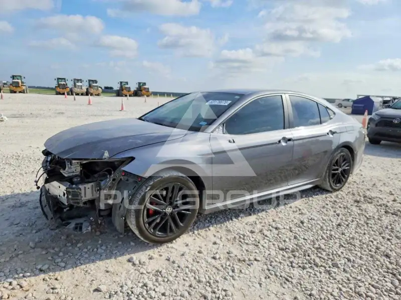 2025 Toyota CAMRY фото