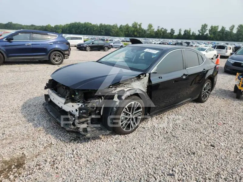 2025 Toyota CAMRY фото