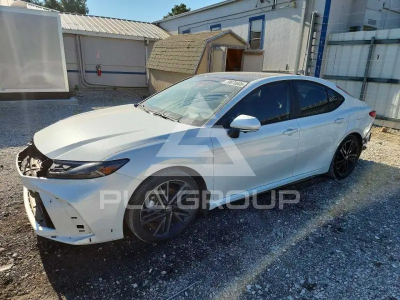2025 Toyota CAMRY фото