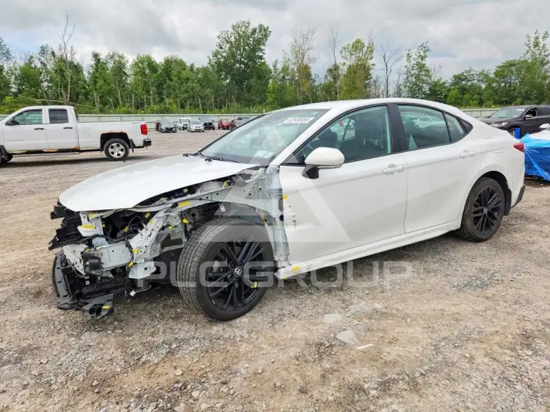 2025 Toyota CAMRY фото