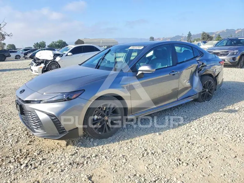 2025 Toyota CAMRY фото