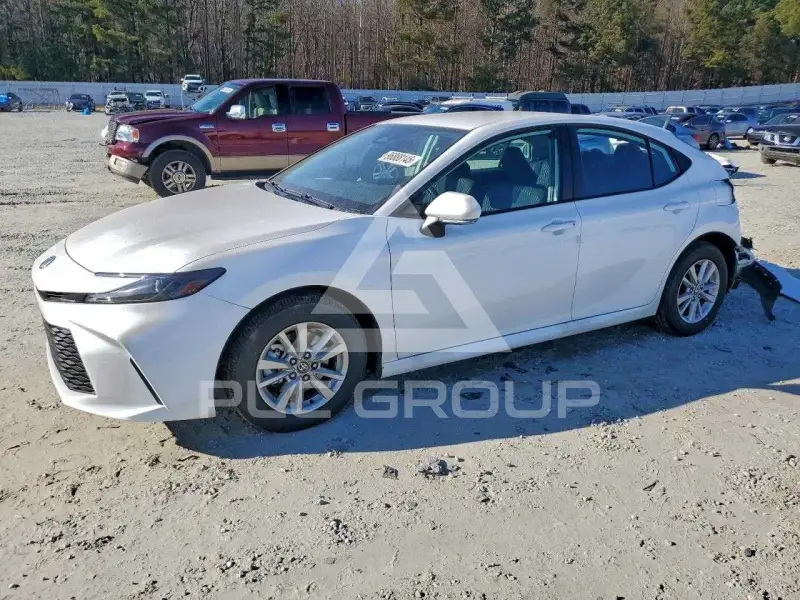 2025 Toyota CAMRY фото