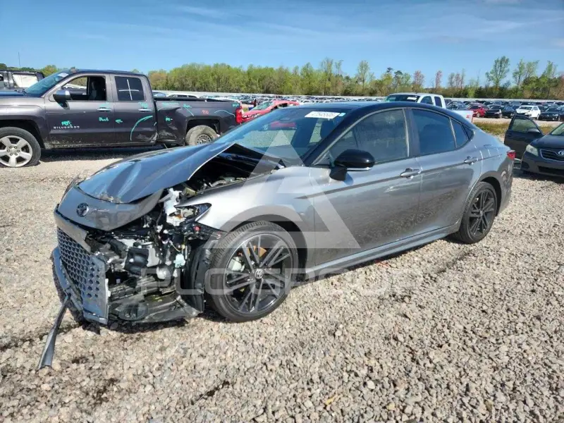 2025 Toyota CAMRY фото
