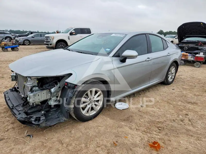 2025 Toyota CAMRY фото