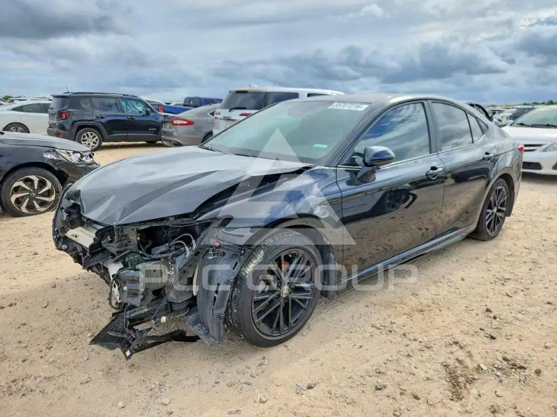 2025 Toyota CAMRY фото
