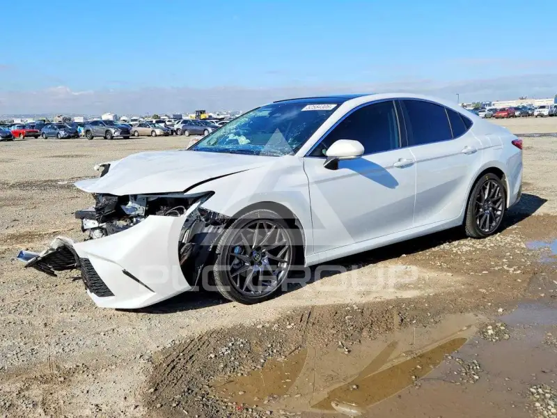 2025 Toyota CAMRY фото