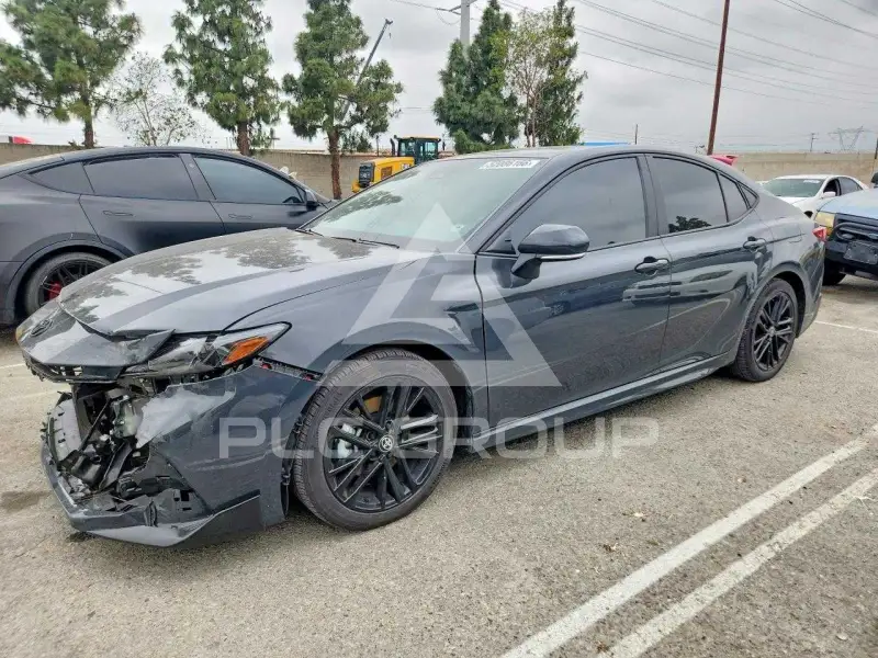 2025 Toyota CAMRY фото