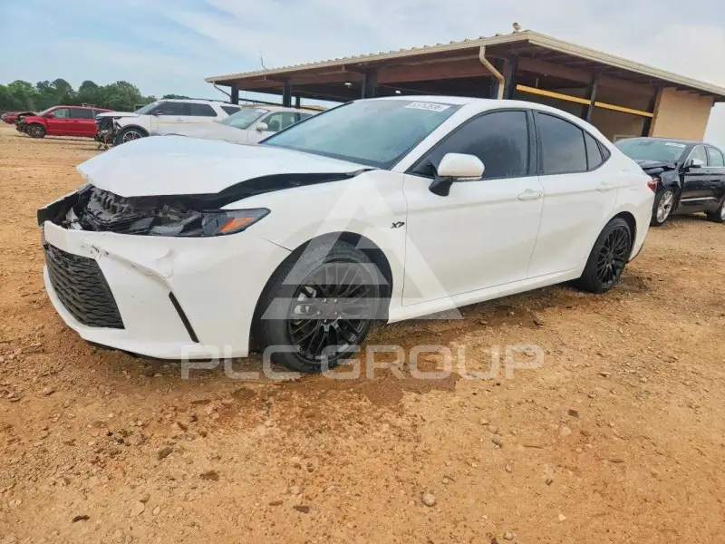 2025 Toyota CAMRY фото