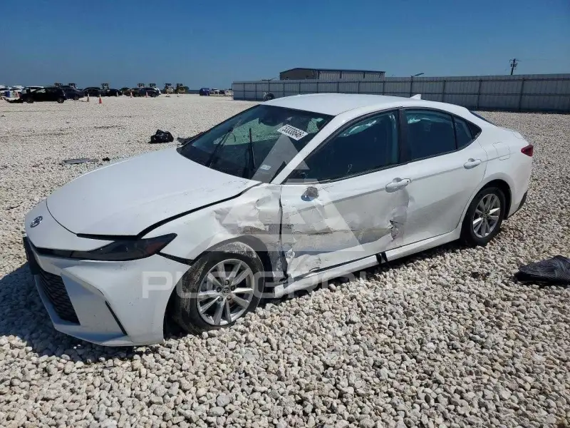 2025 Toyota CAMRY фото