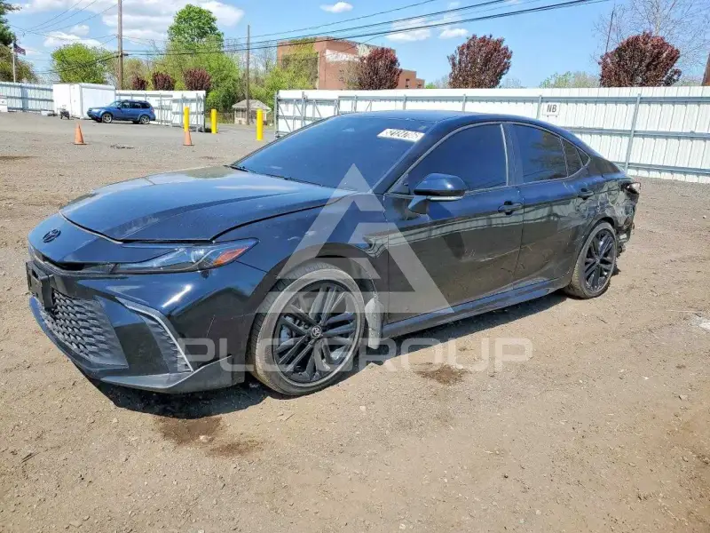 2025 Toyota CAMRY фото