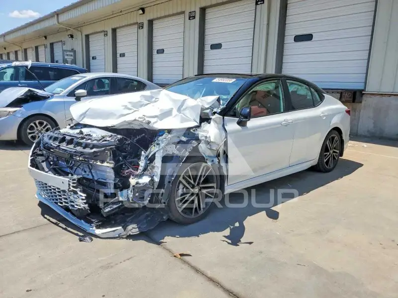 2025 Toyota CAMRY фото