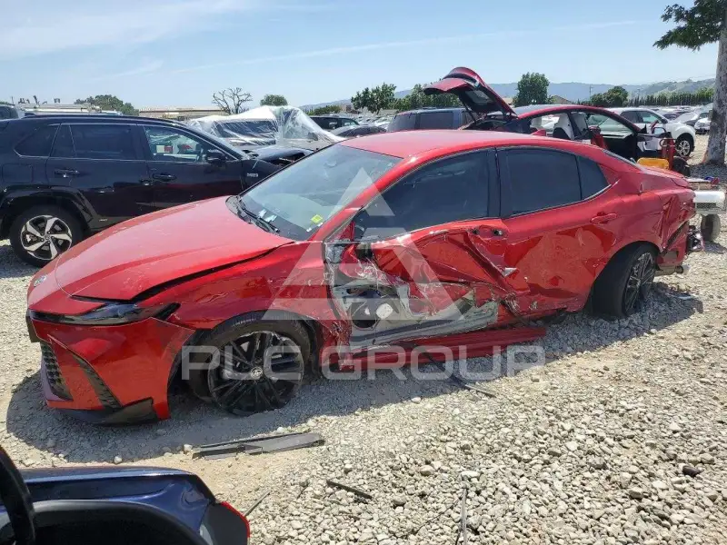 2025 Toyota CAMRY фото