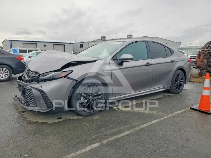 2025 Toyota CAMRY фото