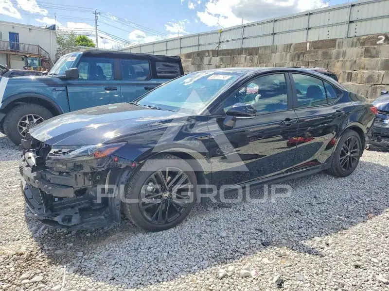 2025 Toyota CAMRY фото