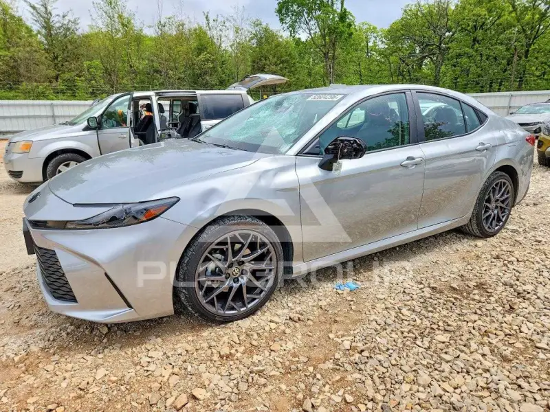 2025 Toyota CAMRY фото