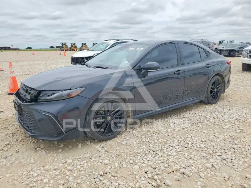 2025 Toyota CAMRY photo