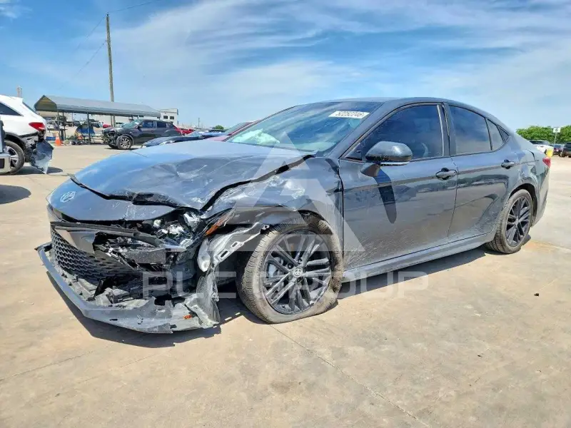 2025 Toyota CAMRY фото