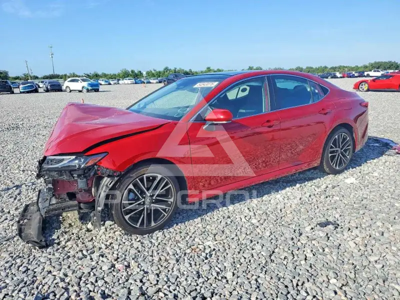 2025 Toyota CAMRY фото