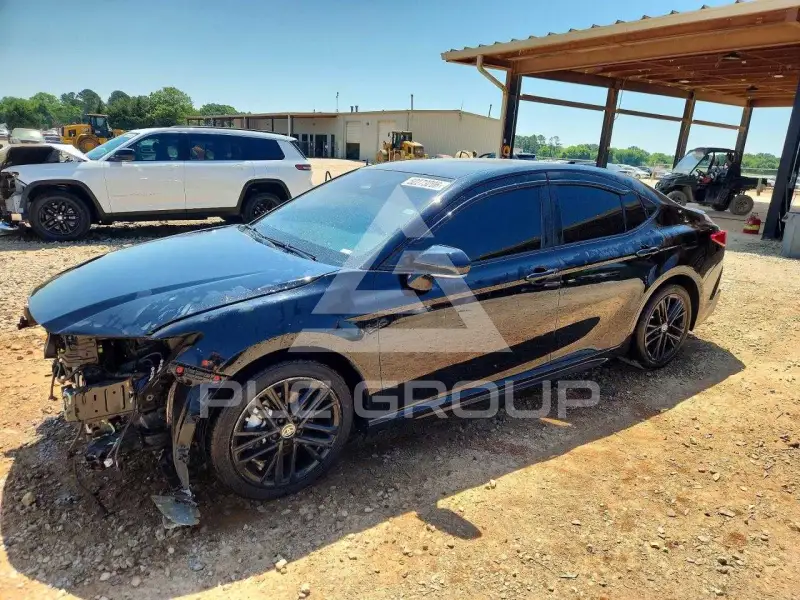 2025 Toyota CAMRY фото