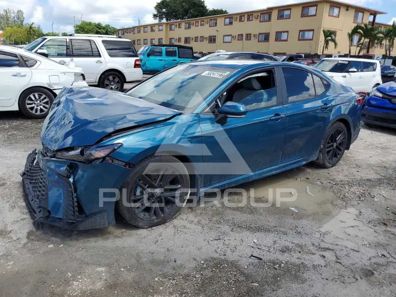 2025 Toyota CAMRY фото