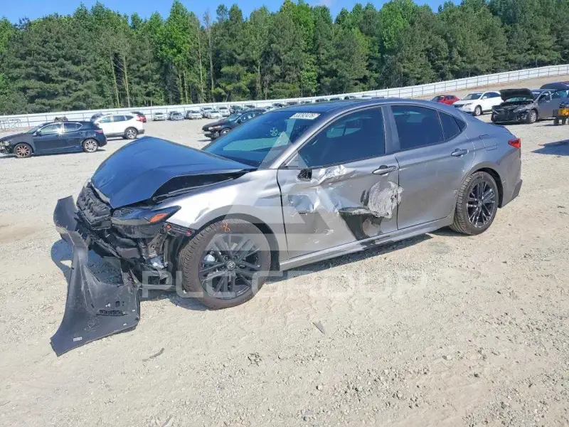 2025 Toyota CAMRY фото