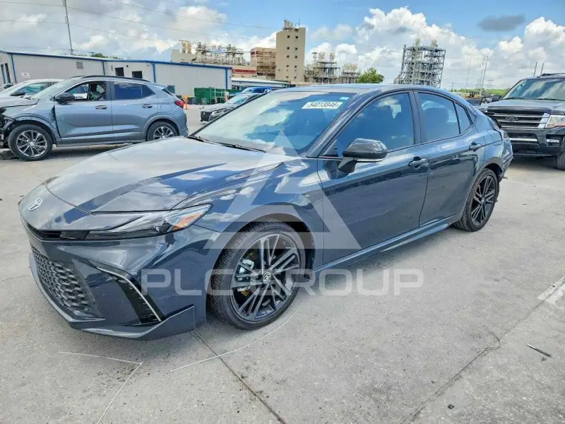 2025 Toyota CAMRY фото