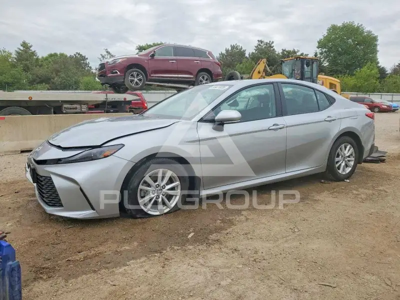 2025 Toyota CAMRY фото