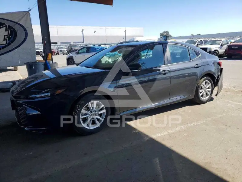 2025 Toyota CAMRY photo