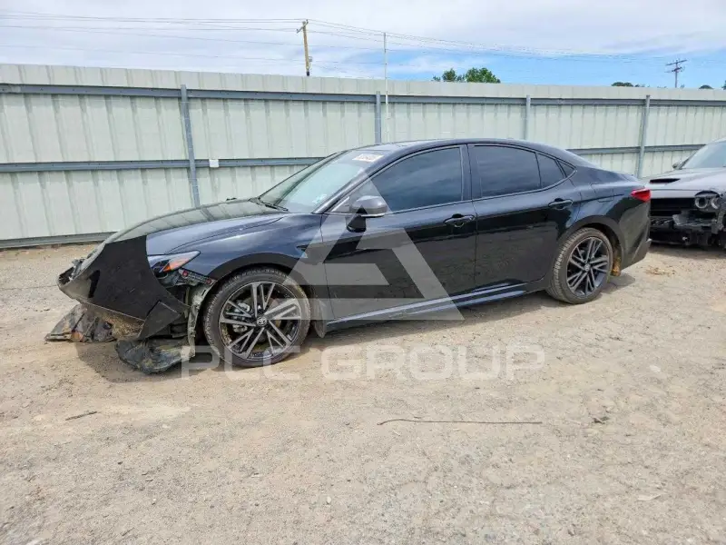 2025 Toyota CAMRY photo