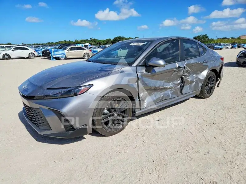 2025 Toyota CAMRY photo