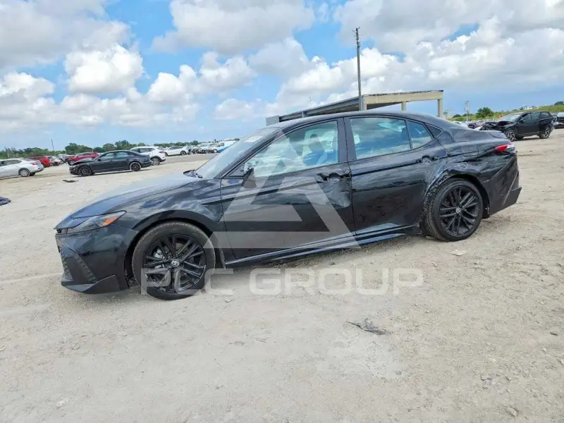 2025 Toyota CAMRY фото